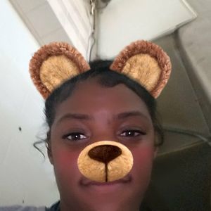 Meet your Posher, Vicky